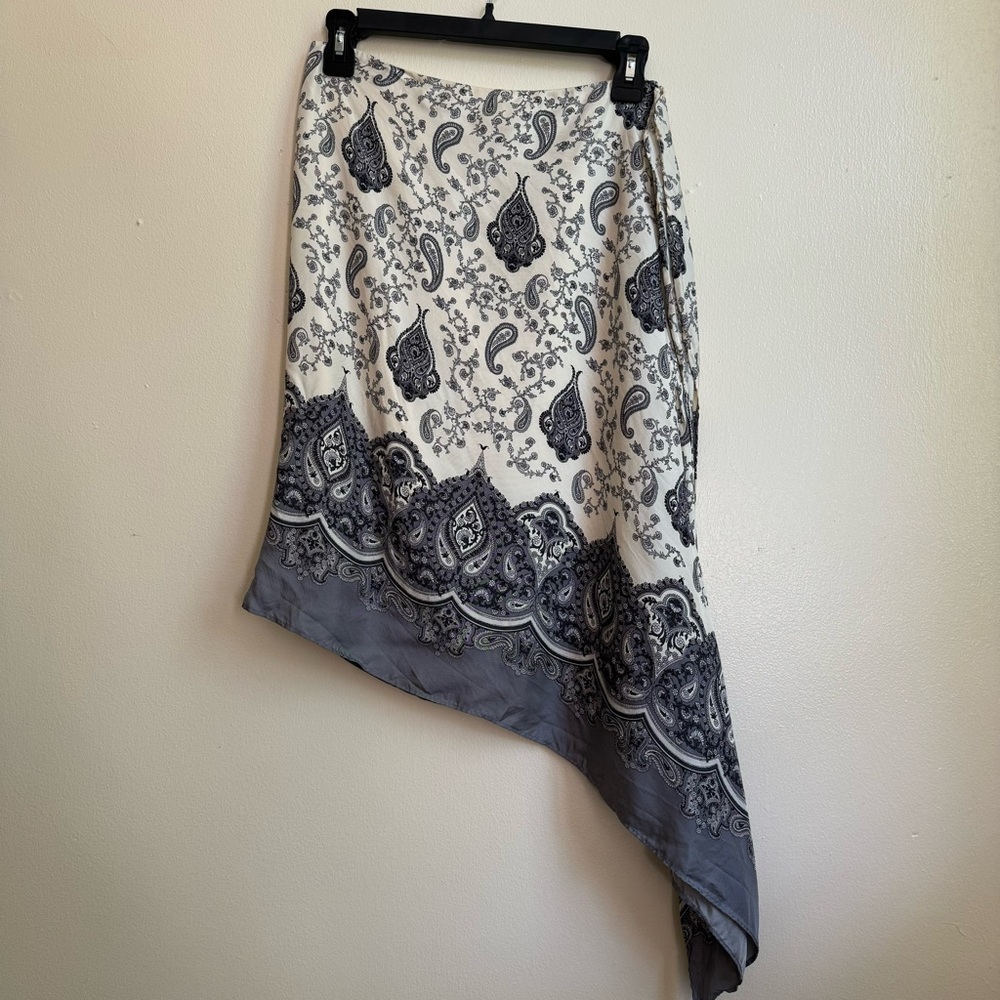 Banana Republic paisley silk skirt
